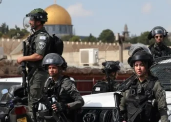 Polisi Israel di Al Aqsa