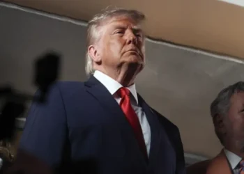 Trump Ancam Iran