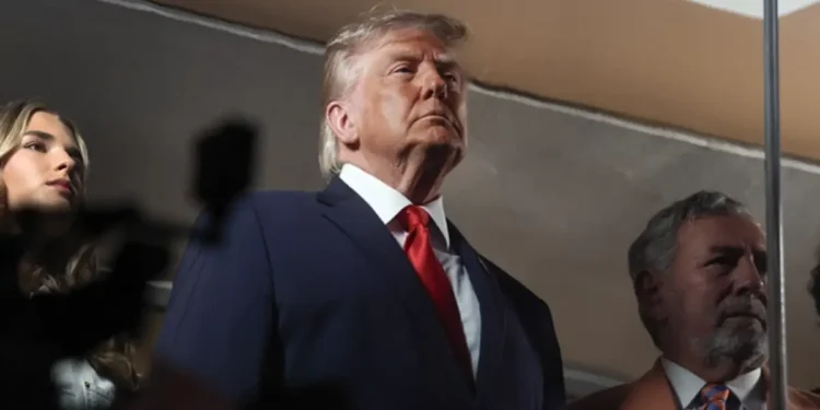 Trump Ancam Iran