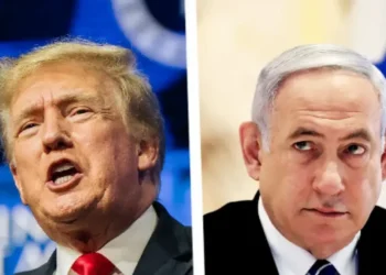 Trump Desak Israel